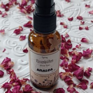 Rosenblütenspray